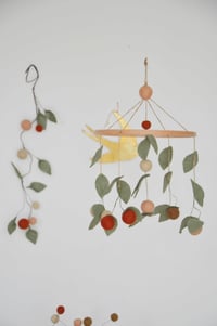 Image 2 of Mobile cerises