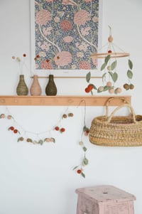 Image 4 of Mobile cerises