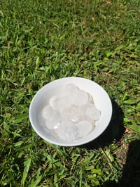 Image 3 of Clear Quartz Tumble 