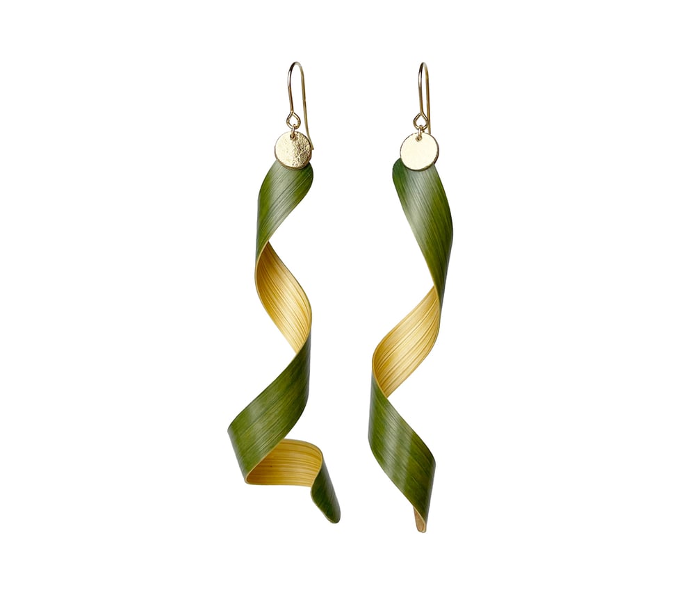 Image of Trace of Nature - Bold - Bamboo Earrings (Green)