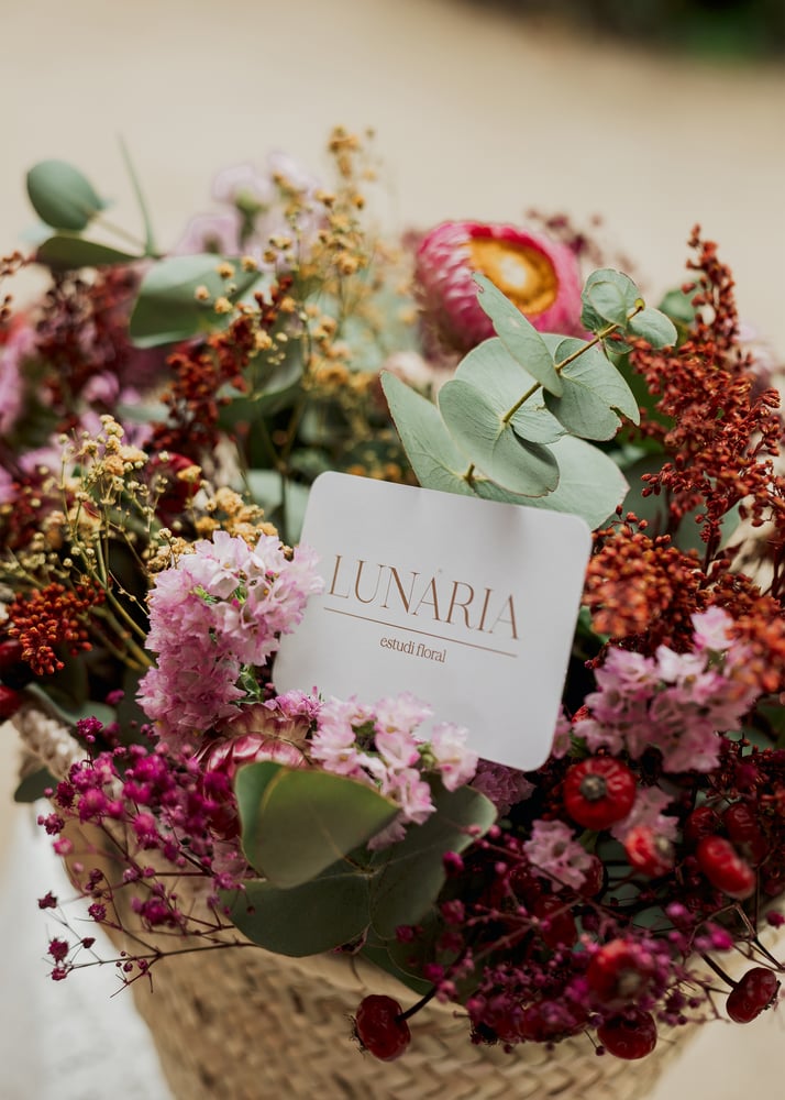 Image of Centro seco en cesta 