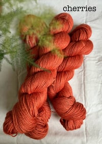 Image 2 of Alpaca, silk and cashmere 4ply