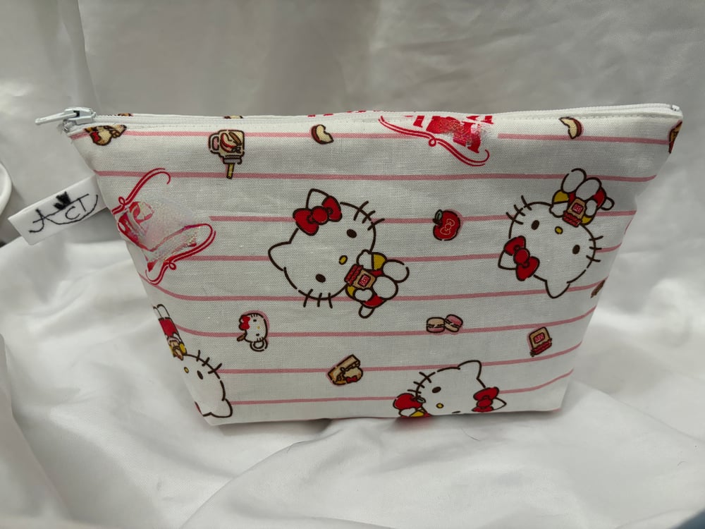 Image of Snack Cat Zipper Pouch