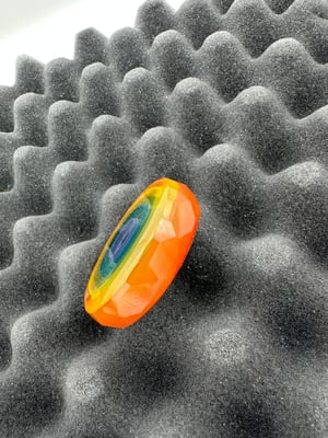 Image of Faceted Rainbow Encalmo