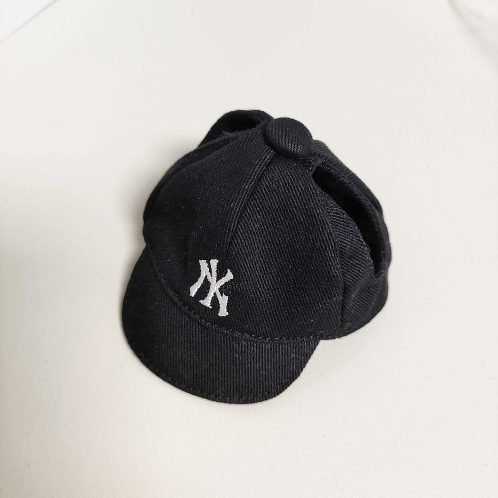 Image of Labubu baseball hat for 15cm 17cm Labubu V1 V2 V3 Doll  accessories
