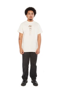 Image 2 of HUELGA TEE