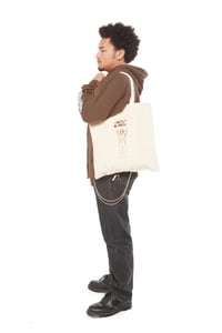Image 2 of HUELGA TOTE