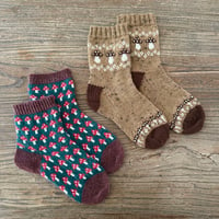 Image 1 of Lot de 2 patrons de chaussettes : Mystical mushroom socks et Mushroom season socks