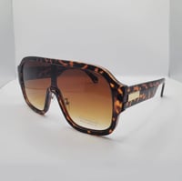 Image 5 of Made