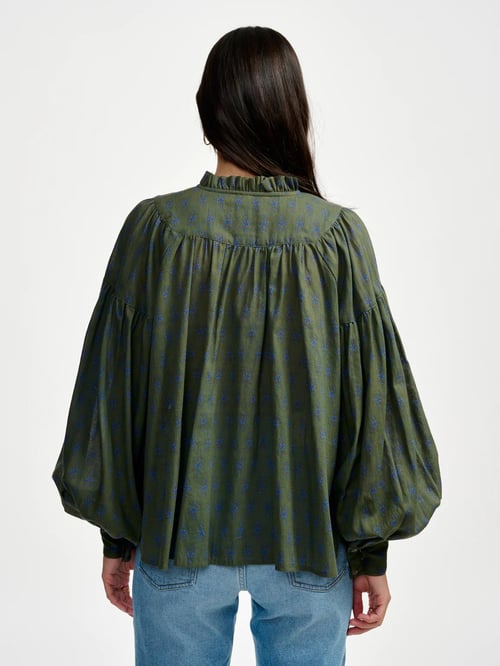 Image of 1- Blusa romántica