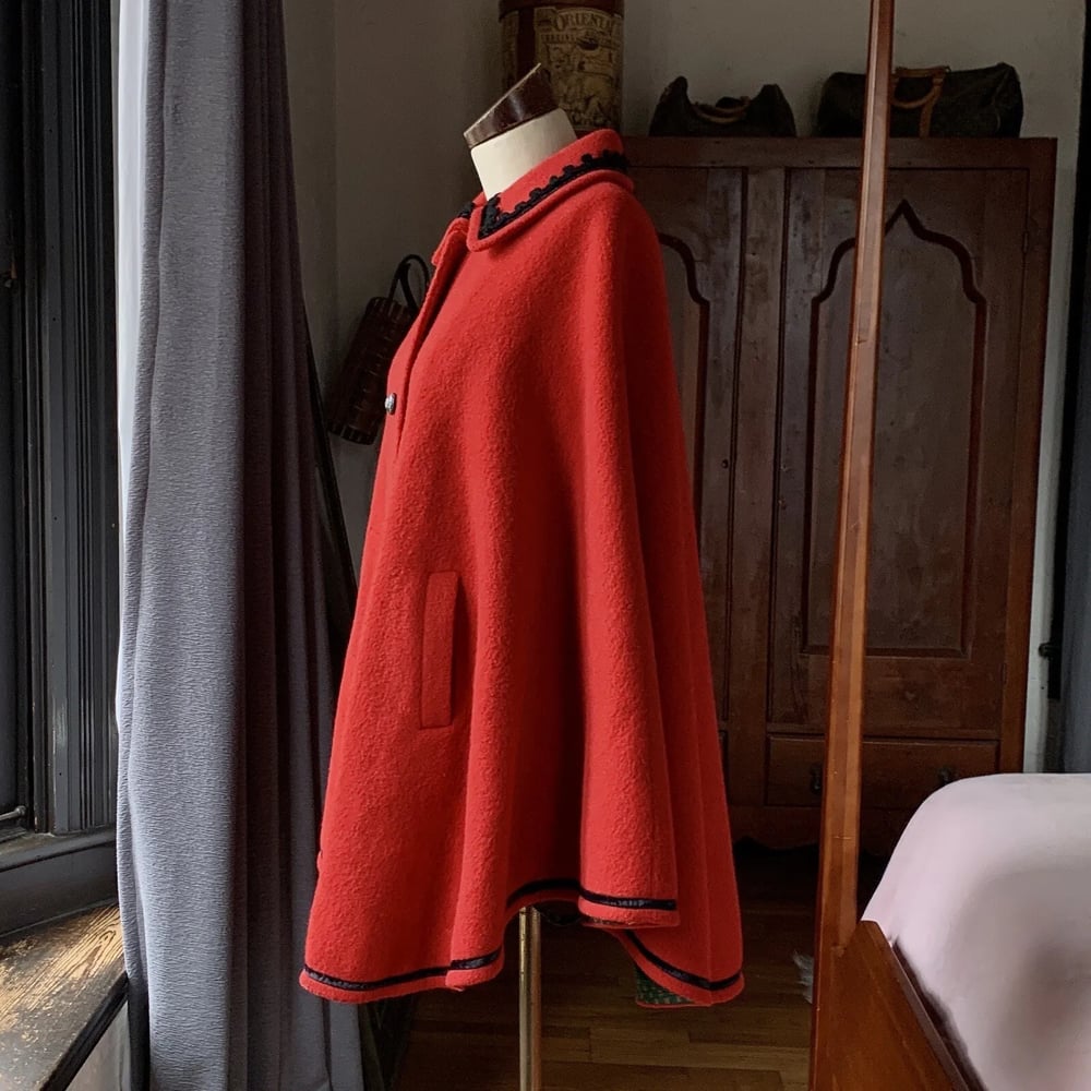 Loden Red Wool Cape O/S