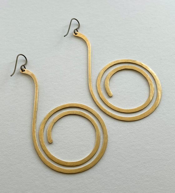 Image of Open Whirl Earrings