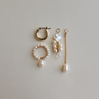 Image 5 of Quatrefoil Pearl 3 way Hoop Earrings 7 | Sanna