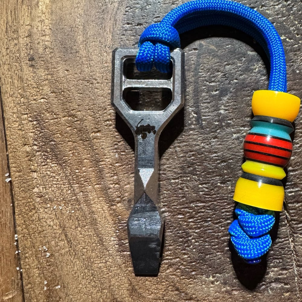The Handl V1 prybar
