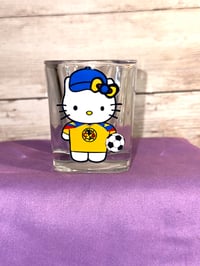Image 3 of HELLO KITTY SOCCER.