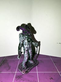 Image 3 of Tiny Skull Spaceman