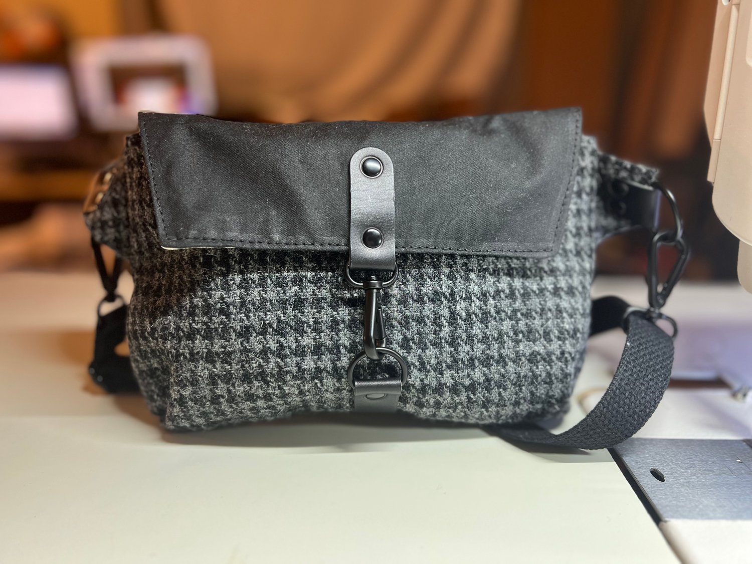 Harris tweed sling store bag