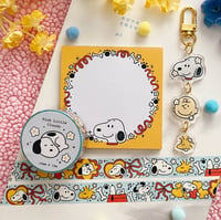 Image 3 of Snoopy Stationery