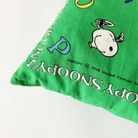 Image 2 of Coussin Snoopy vert années 80