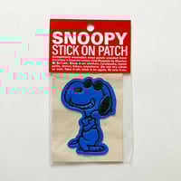 Image 1 of Patch Snoopy bleu Snoopy années 70