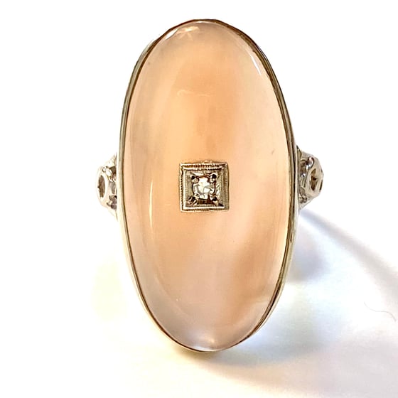 Image of LARGE CHALCEDONY OVAL RING
