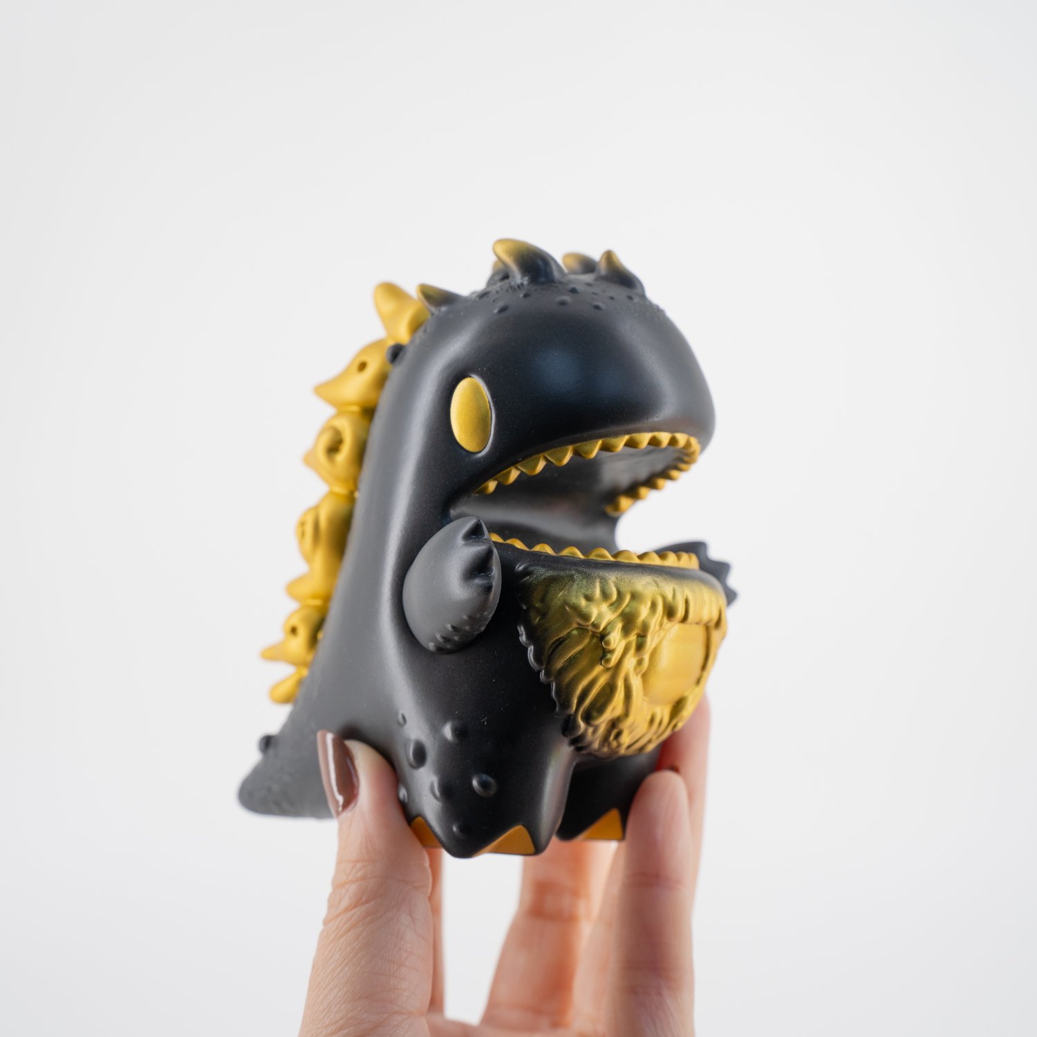 Image of GOLD SEAM MONONOKE LITTLE DINO
