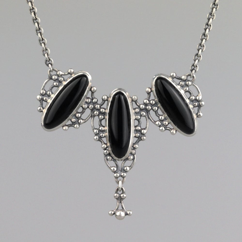 Image of Large Oval Trio Necklace