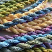 Image 2 of Fine cotton thread skein