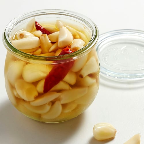 Image of 12oz Spicy Pickled Garlic