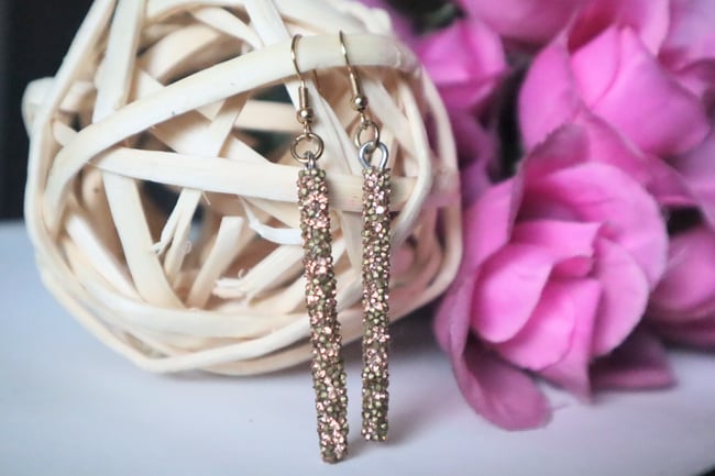 Gold Cracked Stone Earrings 