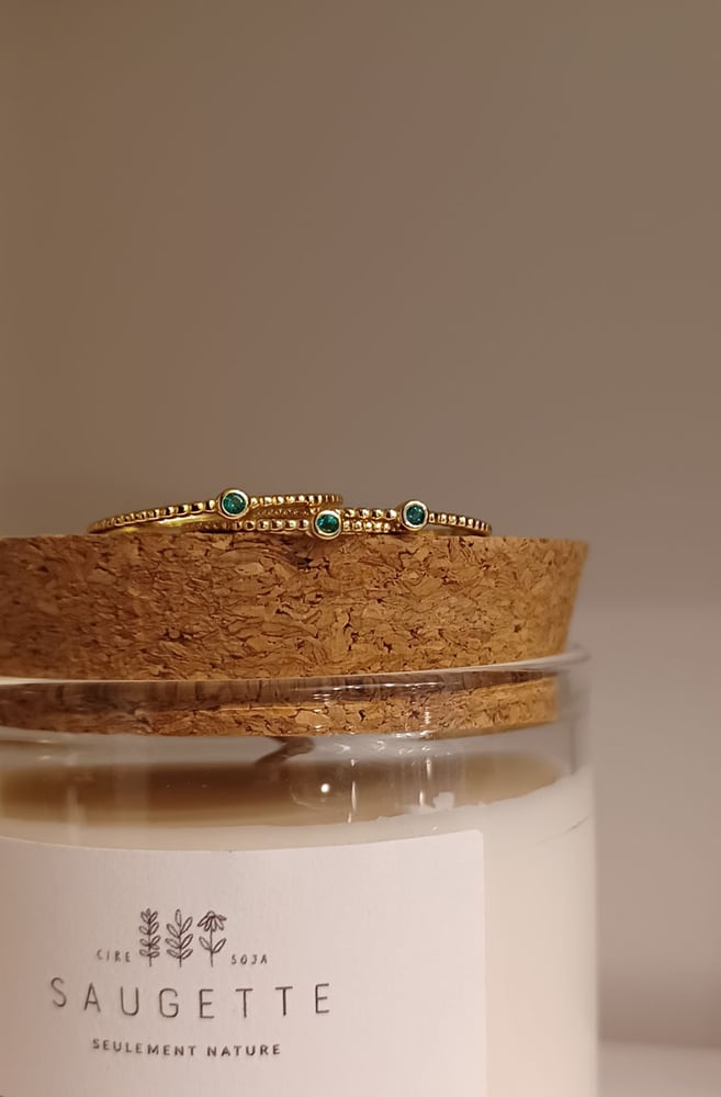 Bague EQUILIBRE mini émeraude Image of Bague EQUILIBRE mini émeraude