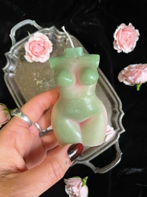 Image of ππ’π«π²π° βππ«π‘π©π’π°