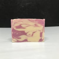 Image 3 of Raspberry Tea Soap