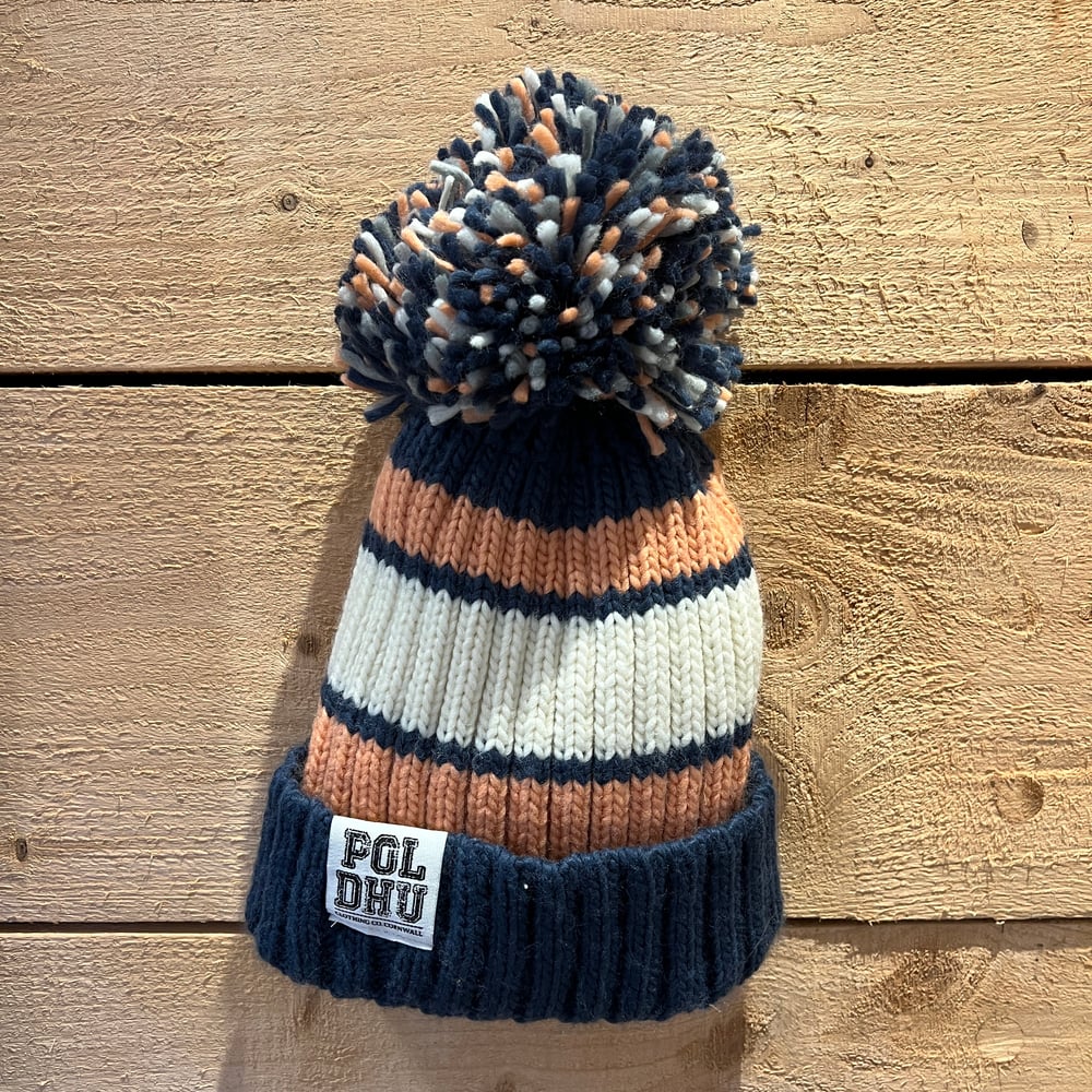 MARSMALLOW STRIPED BOBBLE HAT