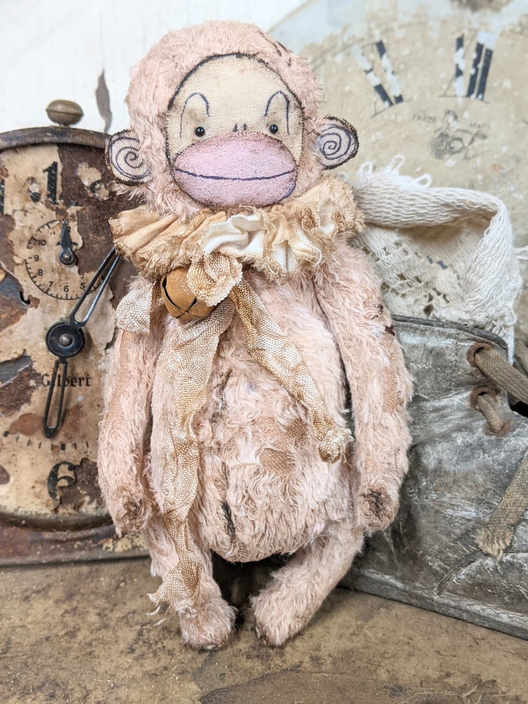 Image of 5"  Very distressed Old TOy  Shabby Pink  Munki by Whendi's Bears - B