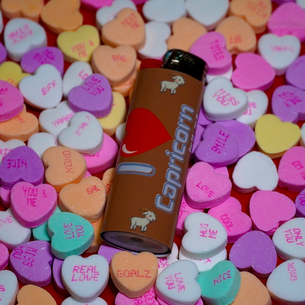 Image of I <3 Capricorn Lighter