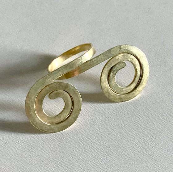 Image of Double Whirl Ring