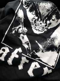 Image 4 of LOST CAVE - T