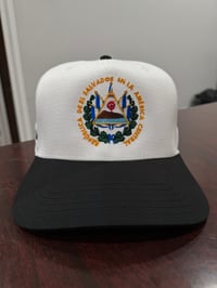 Image 1 of DIOS UNIÓN LIBERTAD 5 panels hat 