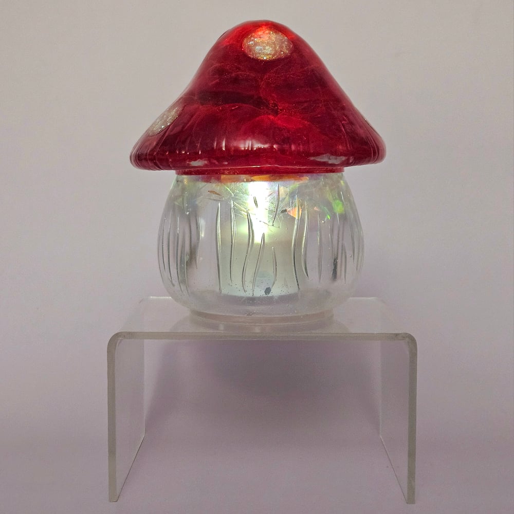 Image of Chonky Red Hearts Mushroom Lantern