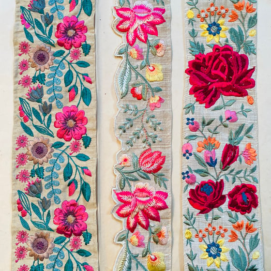 Image of EMBROIDERED SILK RIBBON PAGE B16-B18