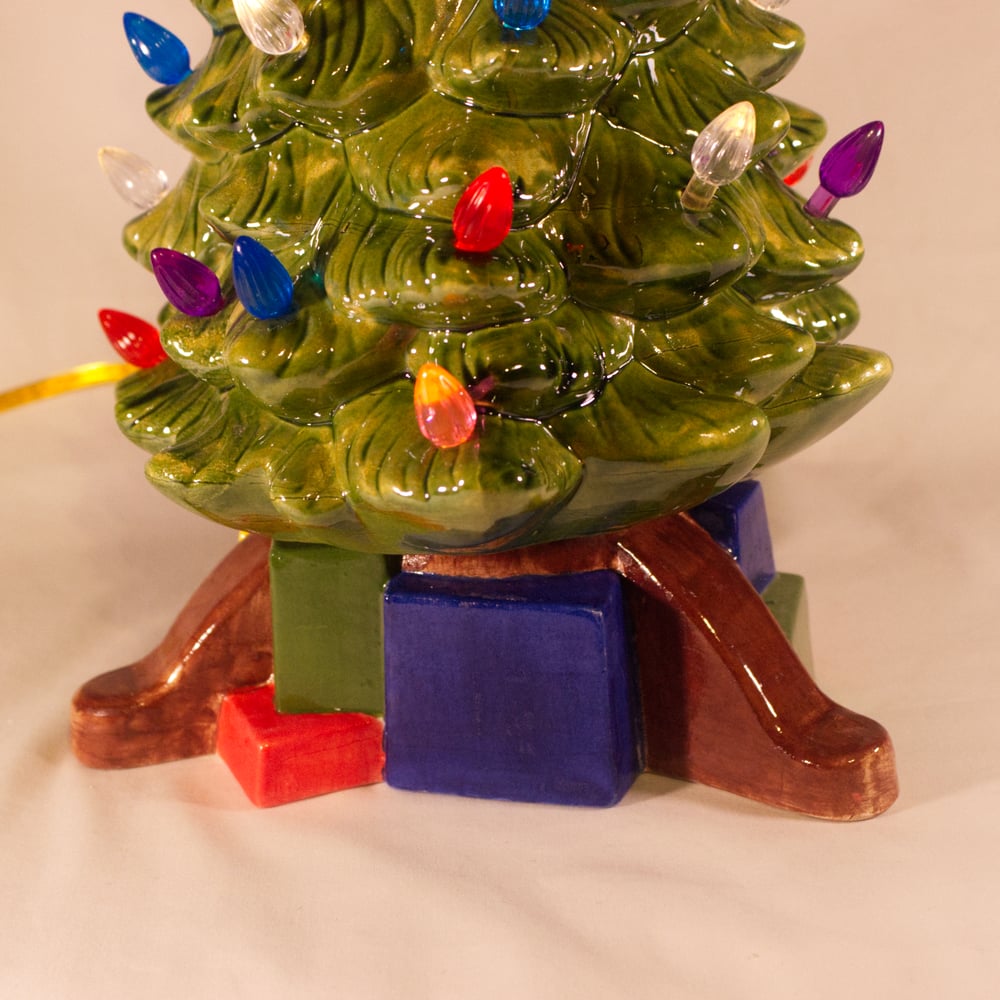 Image of Light up Vintage Mold Tree with Presents Base