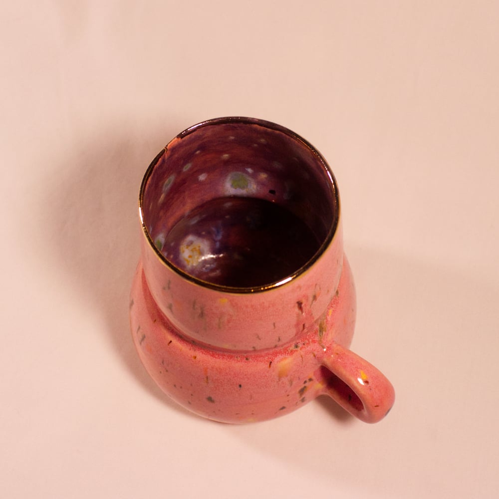 Image of Pink Gold Rimmed Beehive Mug -B GRADE