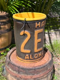 Image 2 of Hawaiian License Plate Mug 1 - Satin / Yellow