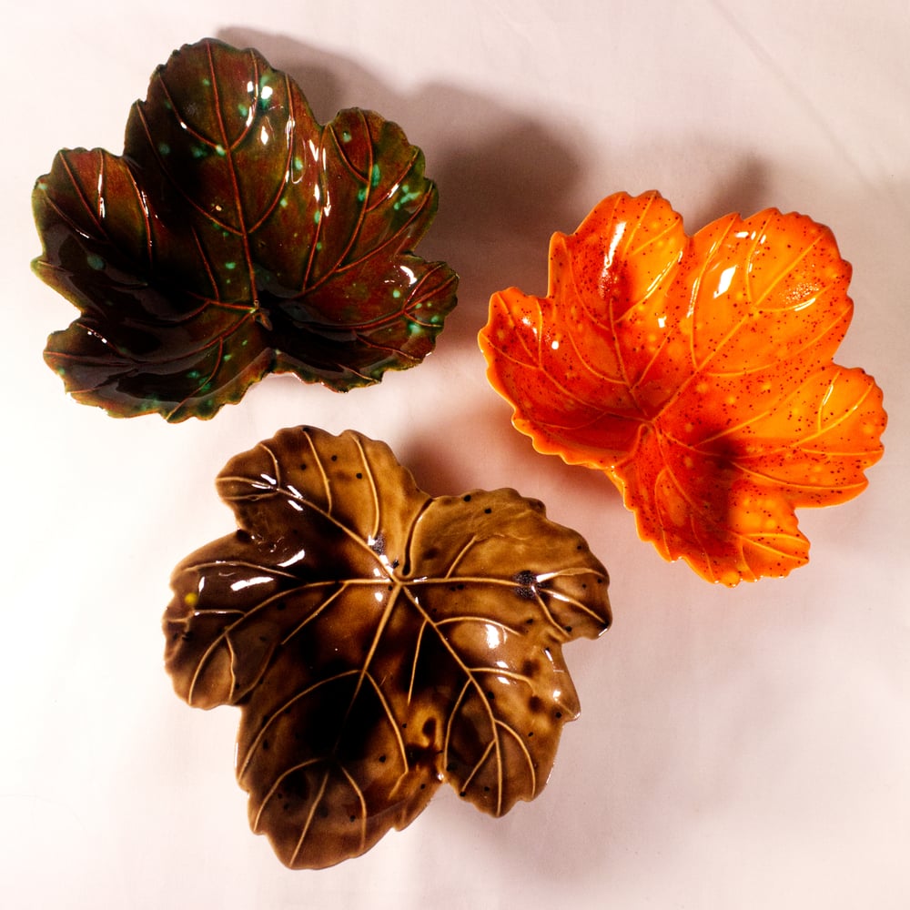 Image of Leaf Bowls 