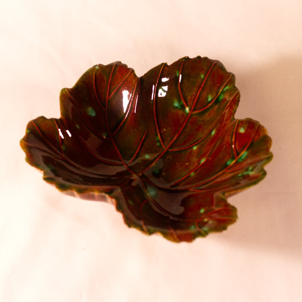 Image of Leaf Bowls 
