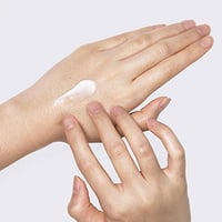 Image 2 of PYUNKANG YUL Skin Barrier Professional Hand Cream