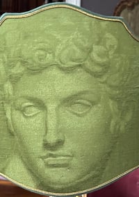 Image 3 of Très grande lampe pique cierge en bronze doré abat jour écran italien tissu Pierre frey 