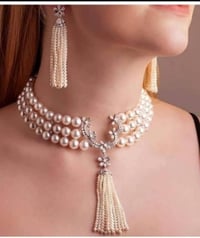 Image 1 of Pearl necklace and earrings 