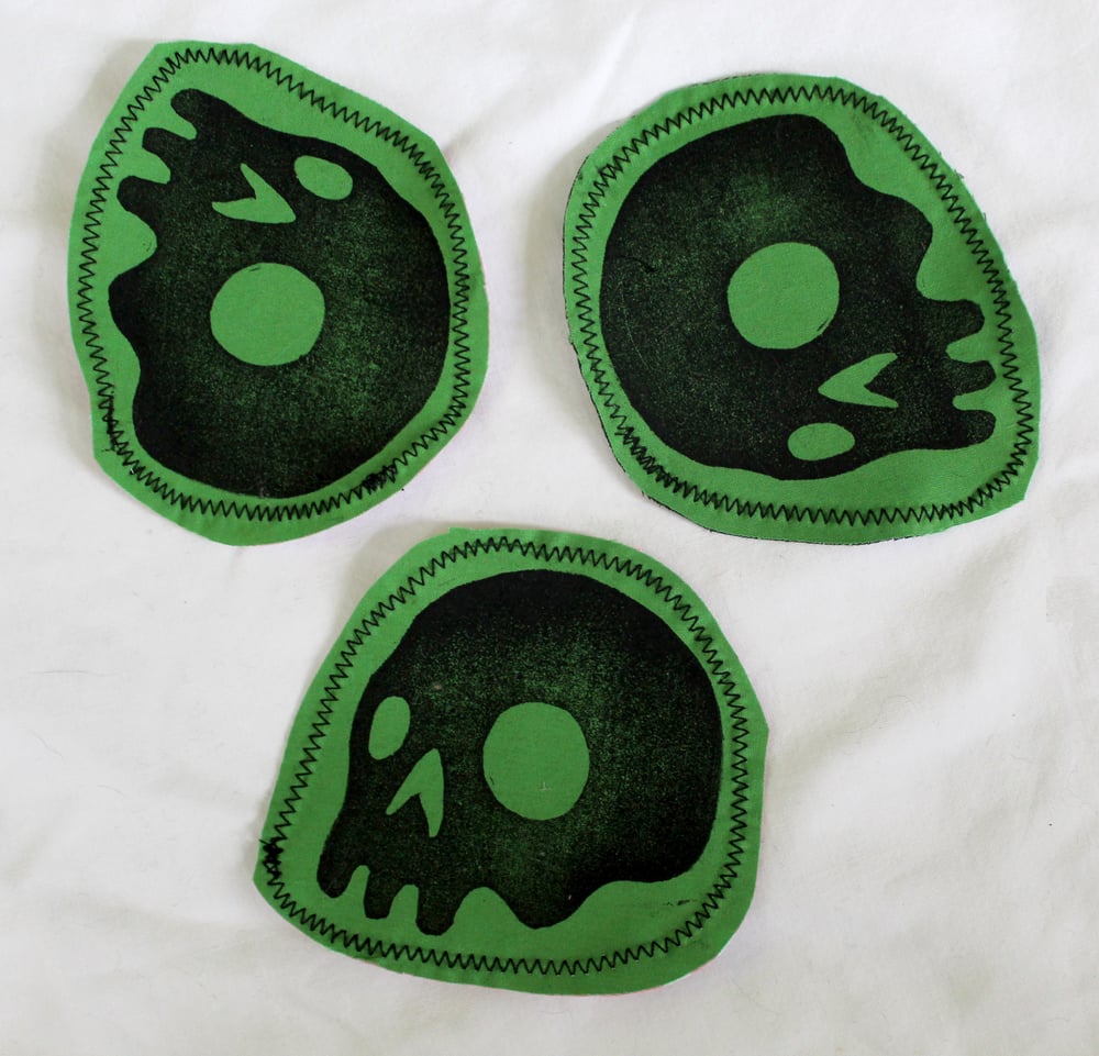 Image of Green Skull Sew-On Patch 3x4in